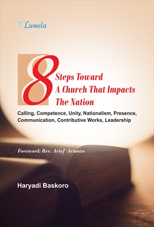 Sampul buku 8 Steps Toward A Chu...